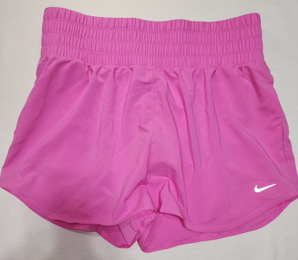 Nike Dri-Fit women's training shorts size XL NWT L15''x W34''